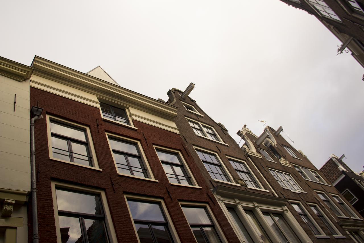 Attic Monkeys Lodge Amsterdam Exterior photo