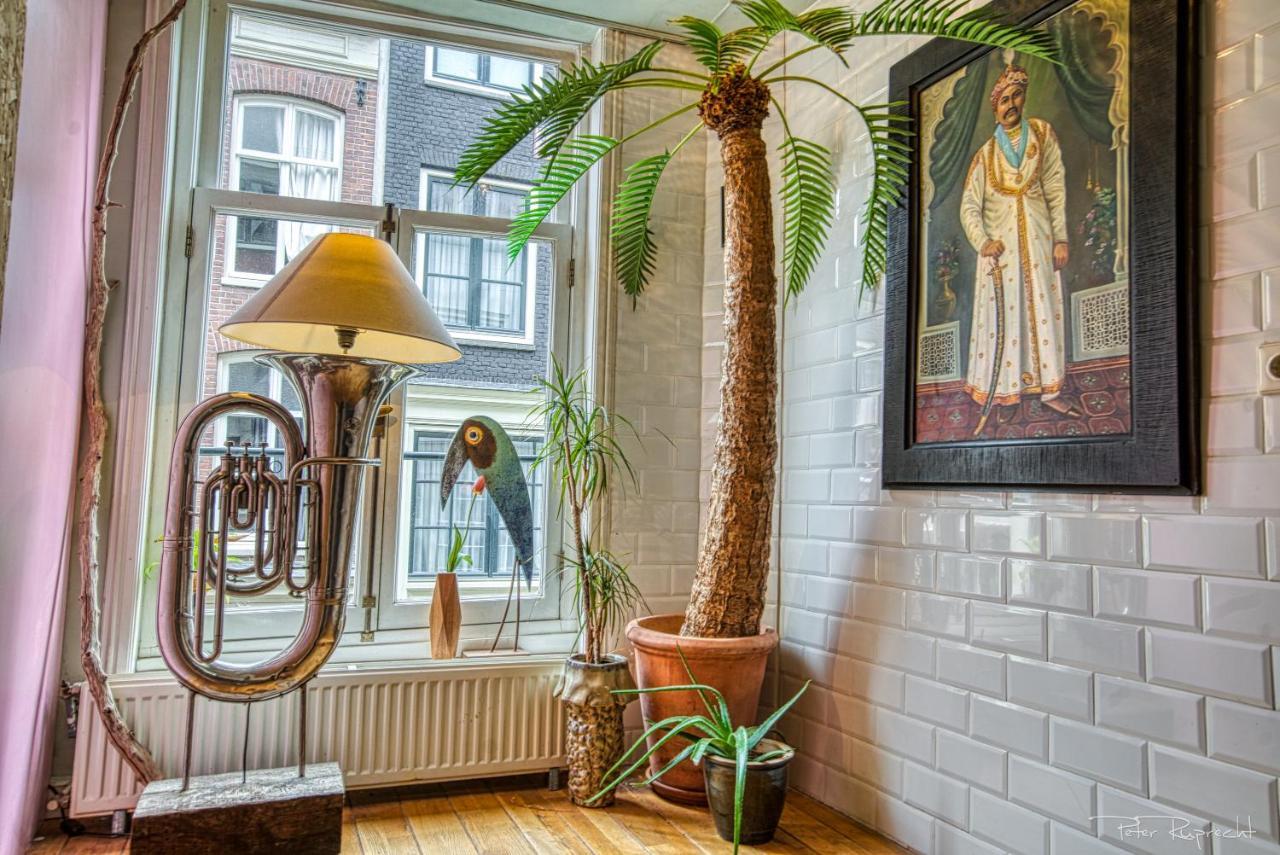 Attic Monkeys Lodge Amsterdam Exterior photo