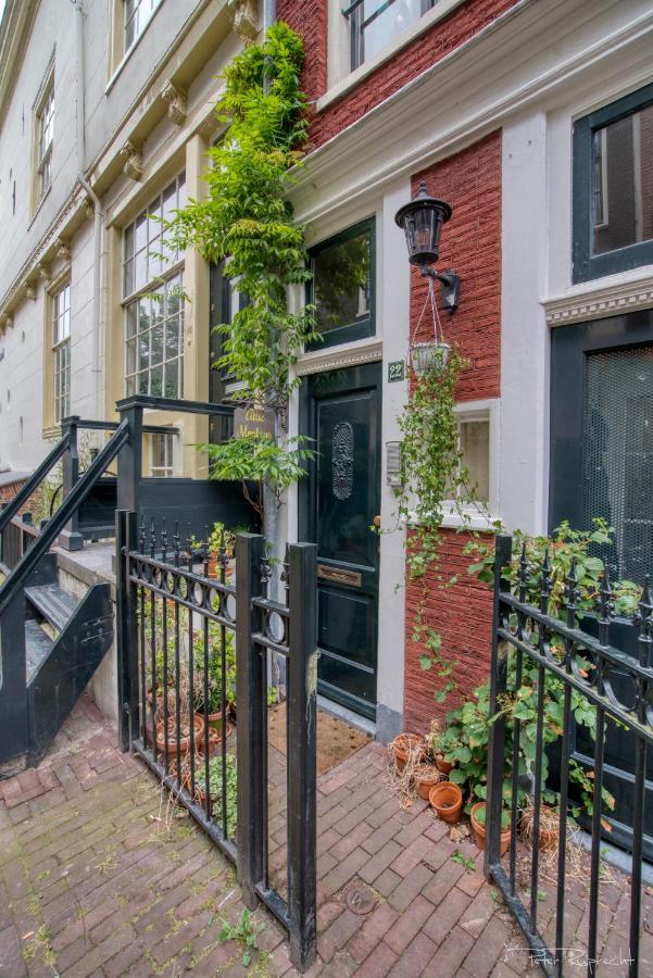 Attic Monkeys Lodge Amsterdam Exterior photo